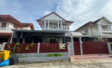 For sale 5 bedrooms house in Mueang Nonthaburi, Nonthaburi