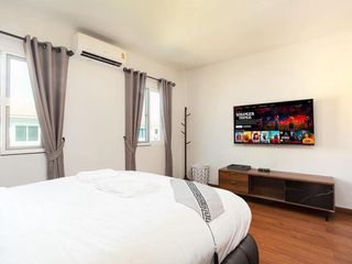 Casa adosada en alquiler de 4 habitaciones en Mueang Chiang Mai, Chiang Mai