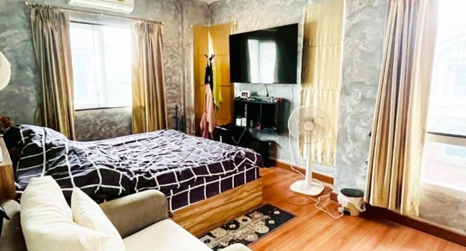 À vendre 3 chambres maison à Bang Khun Thian, Bangkok