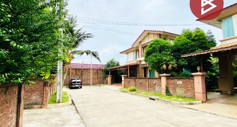 À vendre 3 chambres maison à Bang Khun Thian, Bangkok