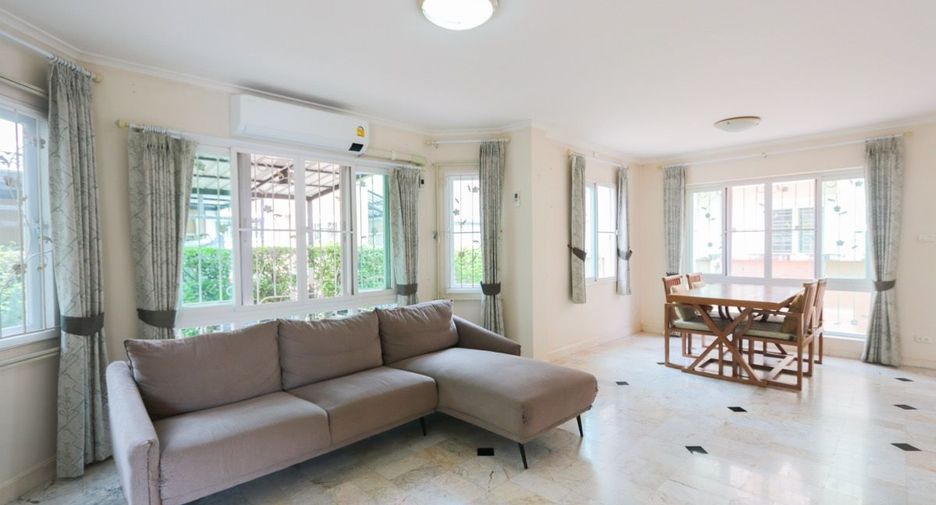 For sale 3 bedrooms house in San Sai, Chiang Mai