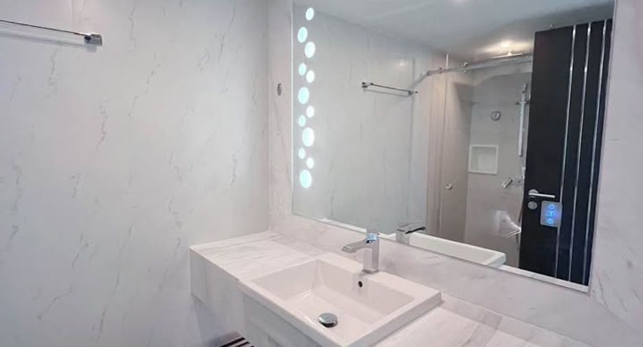 Condo en alquiler de 1 habitaciones en Pratumnak, Pattaya
