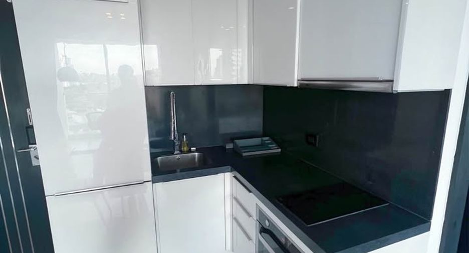 Condo en alquiler de 1 habitaciones en Pratumnak, Pattaya