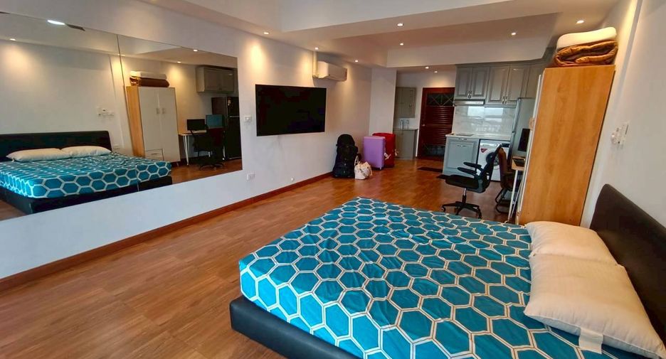 For rent studio condo in North Pattaya, Pattaya