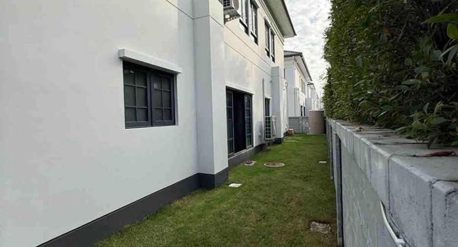 À vendre 4 chambres maison à Taling Chan, Bangkok