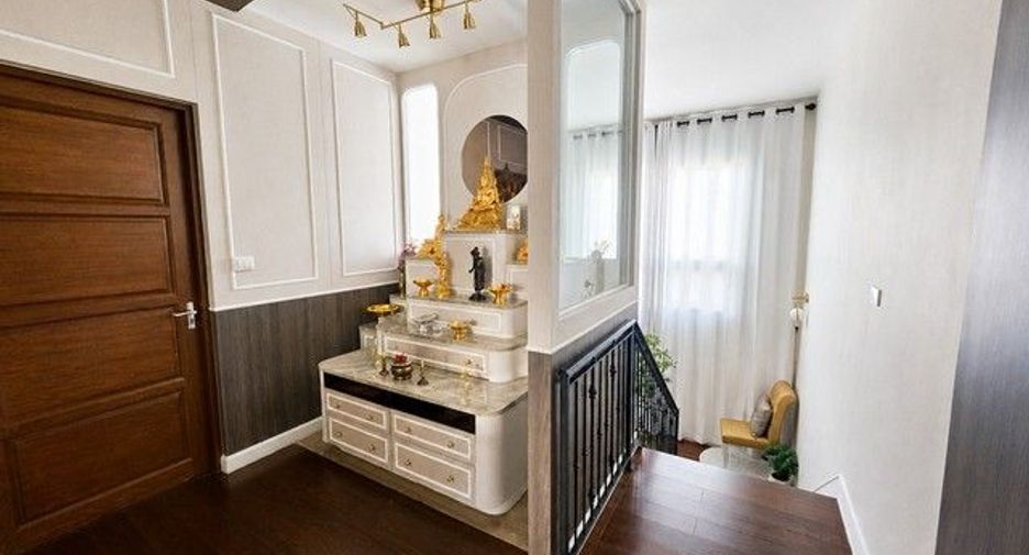Casa en venta de 4 habitaciones en Bang Kruai, Nonthaburi