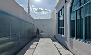 For sale 5 bedrooms villa in East Pattaya, Pattaya
