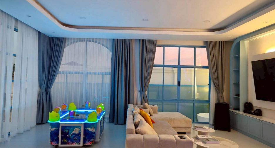 For sale 5 bedrooms villa in East Pattaya, Pattaya