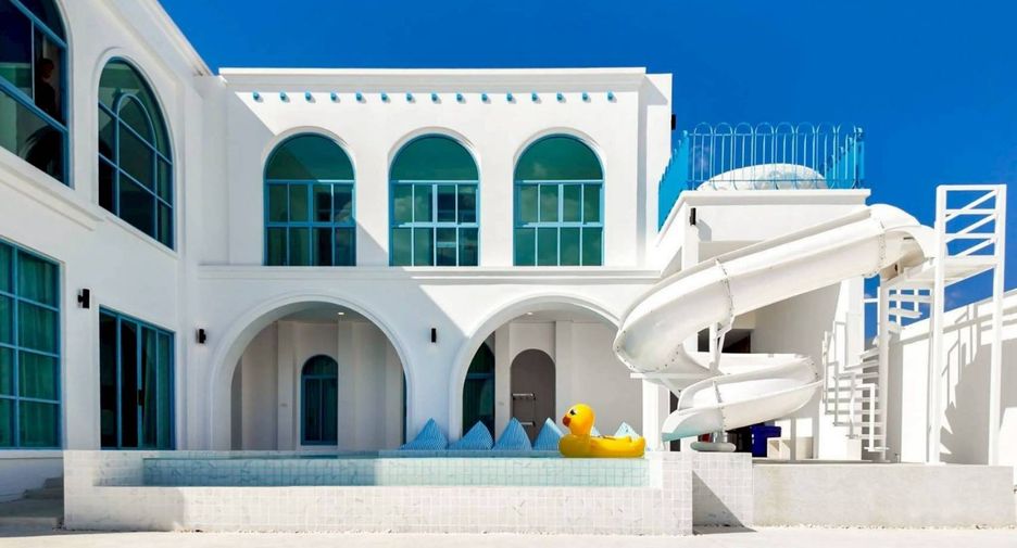 For sale 5 bedrooms villa in East Pattaya, Pattaya