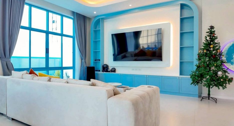 For sale 5 bedrooms villa in East Pattaya, Pattaya