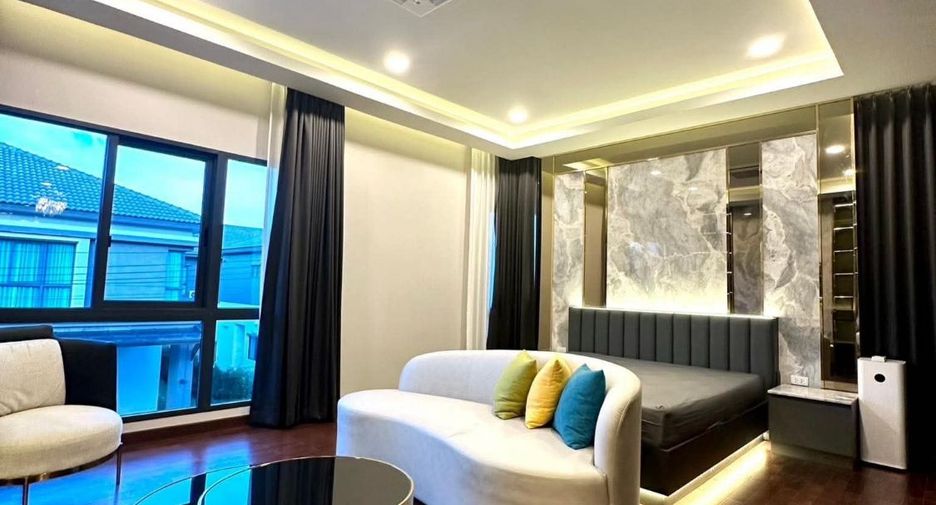Haus zur Miete und zum Kauf mit 5 Zimmer in Taling Chan, Bangkok