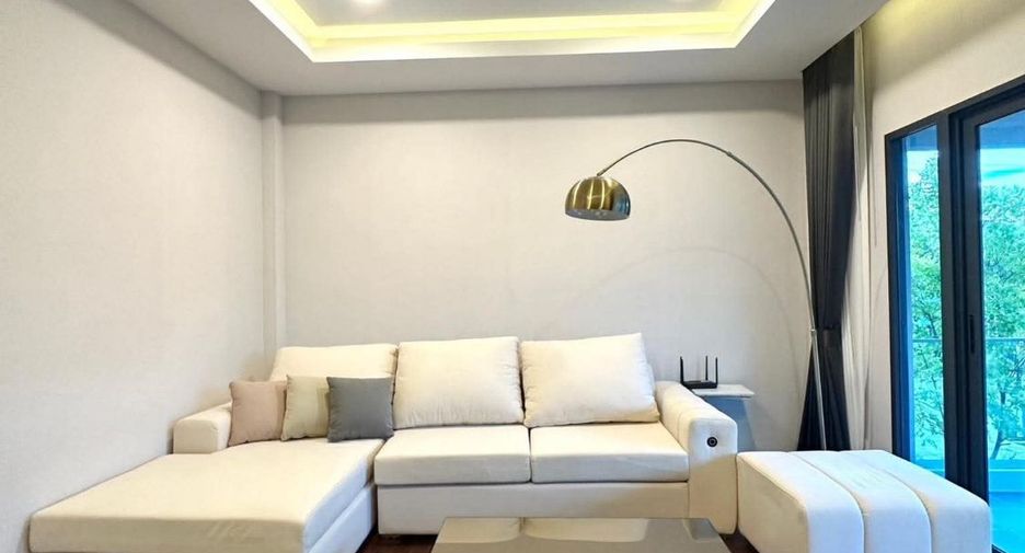 Haus zur Miete und zum Kauf mit 5 Zimmer in Taling Chan, Bangkok