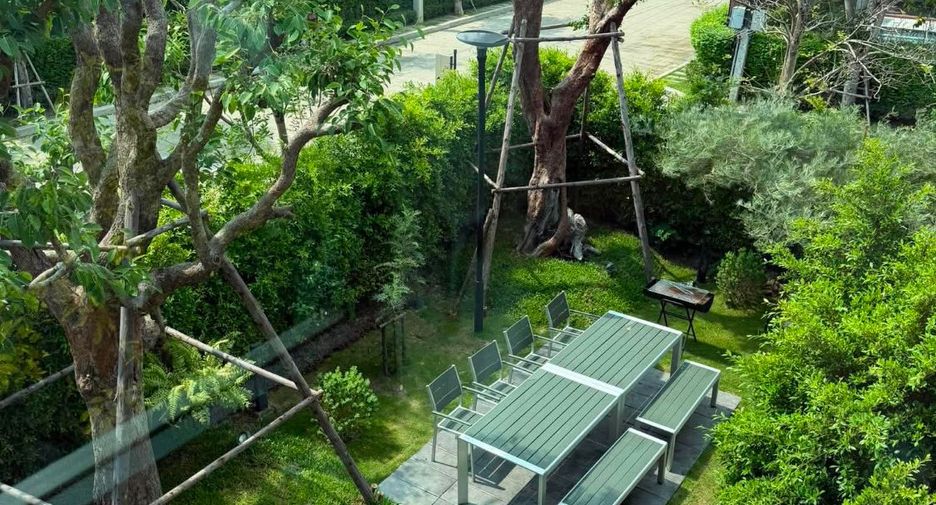 Haus zur Miete und zum Kauf mit 5 Zimmer in Taling Chan, Bangkok