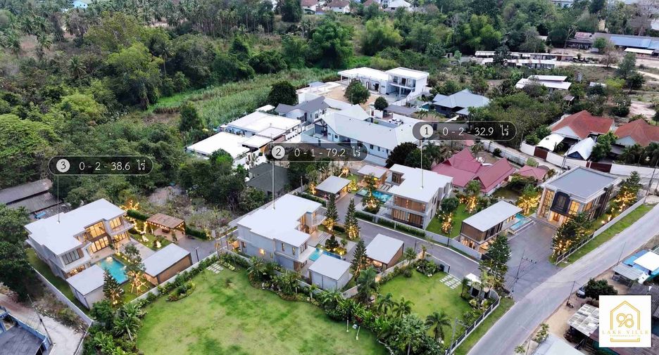 For sale 4 bedrooms house in East Pattaya, Pattaya