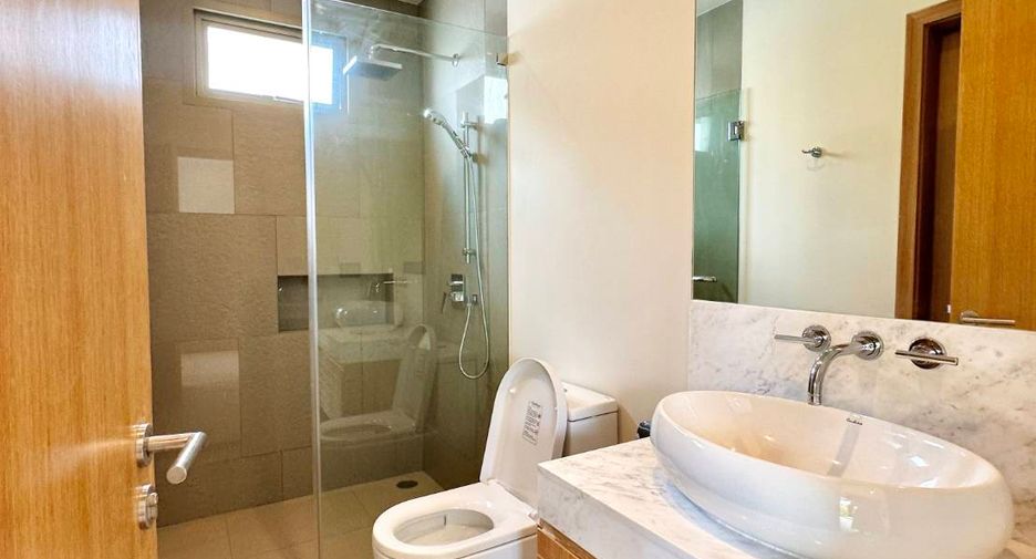 Villa en alquiler y en venta de 3 habitaciones en Thalang, Phuket