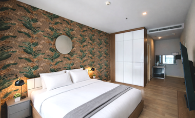 For sale 1 bed condo in Khlong Toei, Bangkok
