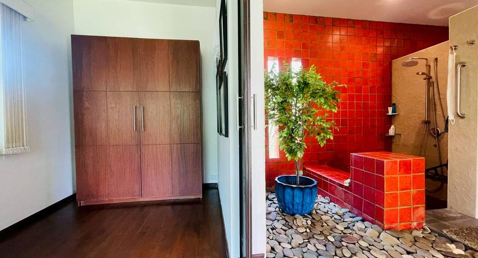 For sale 3 bedrooms house in Mueang Chiang Mai, Chiang Mai