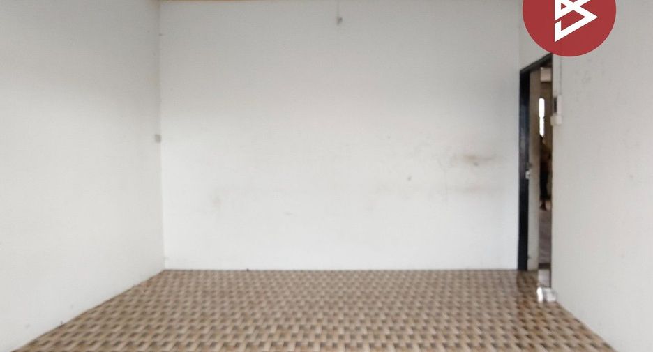Gewerbefläche zum Kauf mit 3 Zimmer in Mueang Nakhon Si Thammarat, Nakhon Si Thammarat