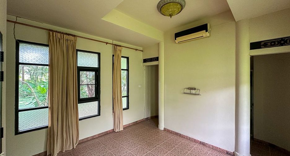 Local comercial en venta en San Kamphaeng, Chiang Mai