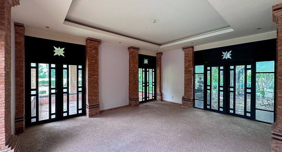 Local comercial en venta en San Kamphaeng, Chiang Mai