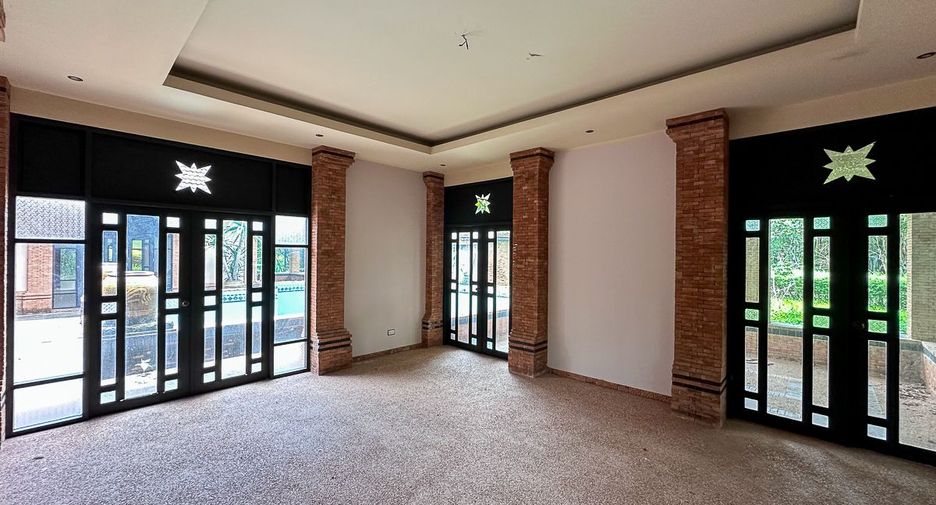 Local comercial en venta en San Kamphaeng, Chiang Mai