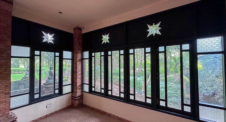 Local comercial en venta en San Kamphaeng, Chiang Mai