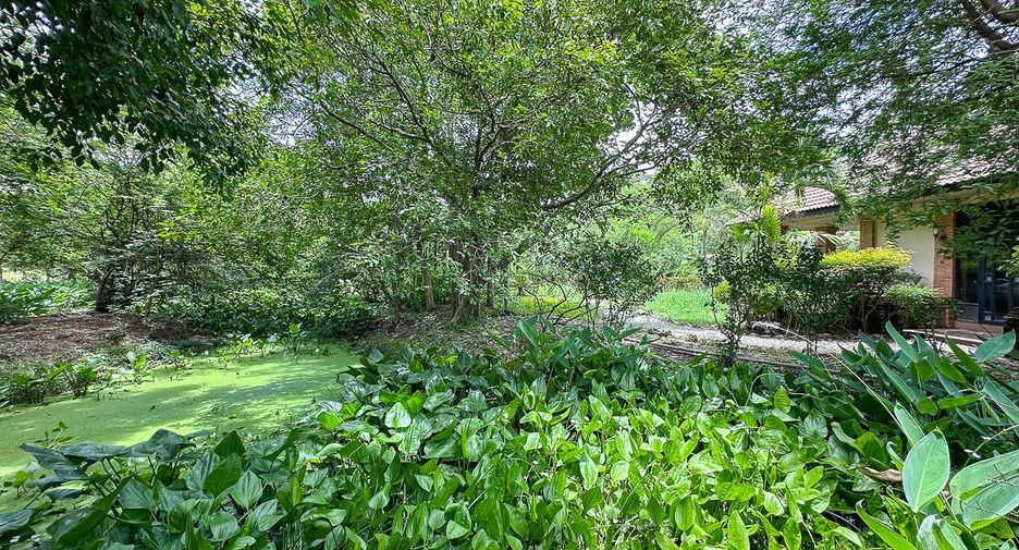 Local comercial en venta en San Kamphaeng, Chiang Mai