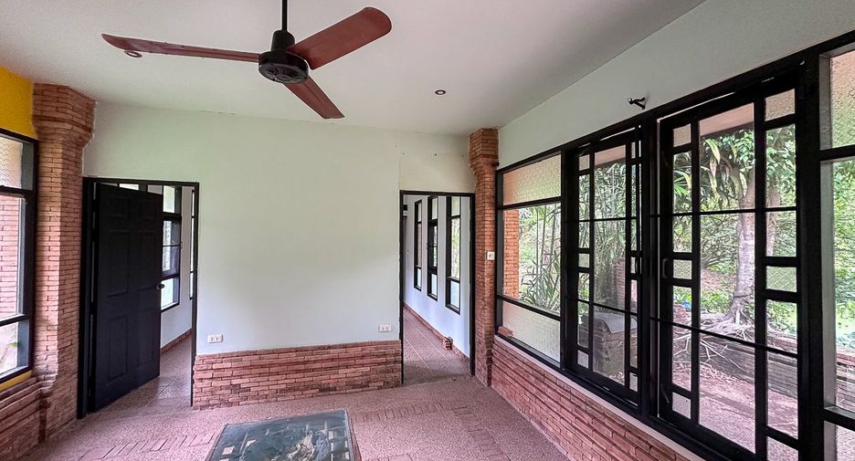 Local comercial en venta en San Kamphaeng, Chiang Mai