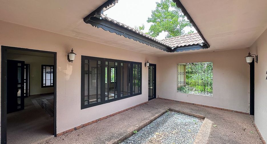 Local comercial en venta en San Kamphaeng, Chiang Mai