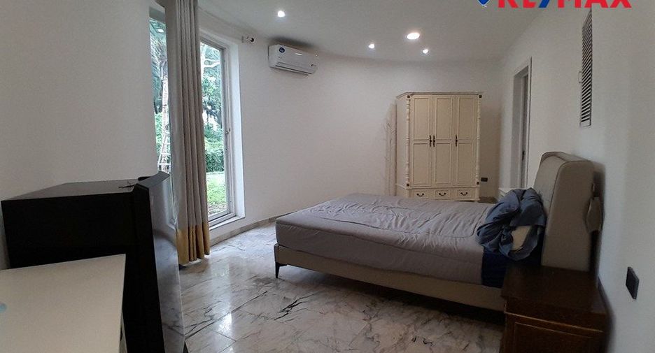 For sale 8 bedrooms house in East Pattaya, Pattaya