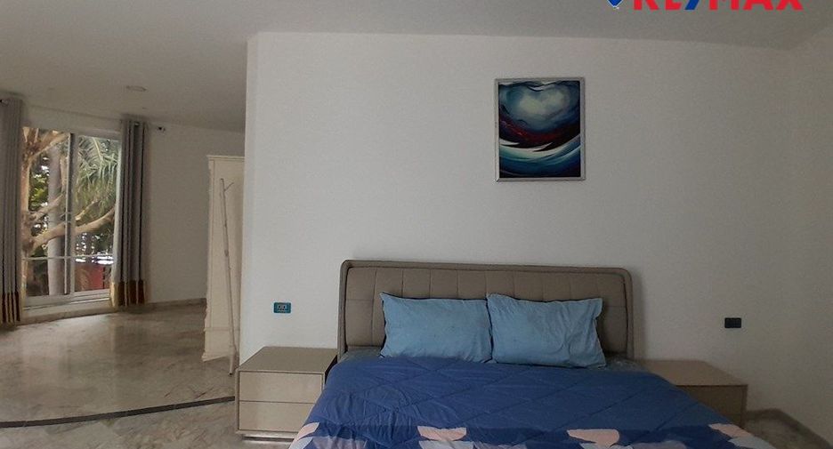 For sale 8 bedrooms house in East Pattaya, Pattaya