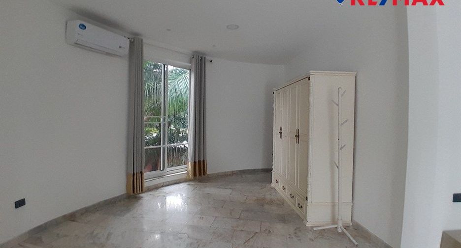 For sale 8 bedrooms house in East Pattaya, Pattaya