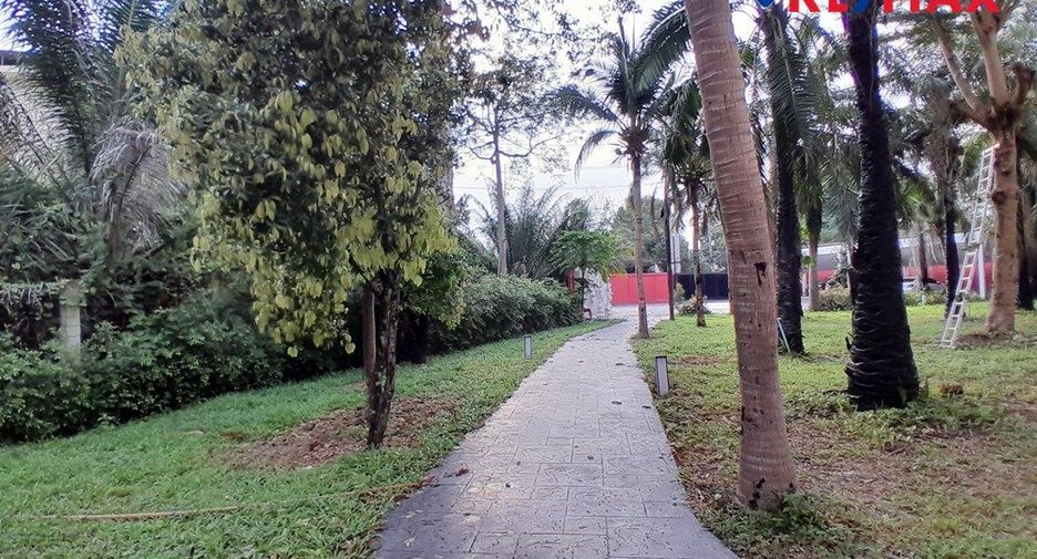 For sale 8 bedrooms house in East Pattaya, Pattaya