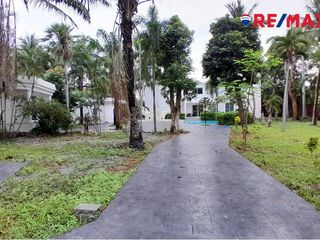 For sale 8 bedrooms house in Bang Lamung, Chonburi