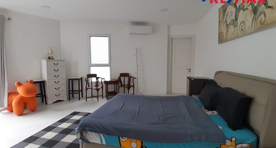 For sale 8 bedrooms house in East Pattaya, Pattaya