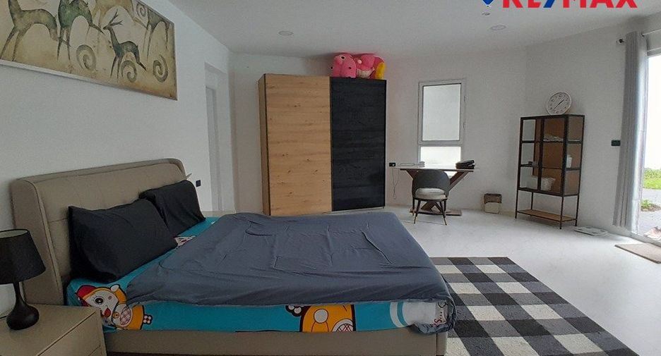 For sale 8 bedrooms house in East Pattaya, Pattaya