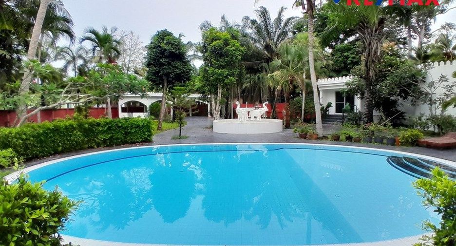 For sale 8 bedrooms house in East Pattaya, Pattaya