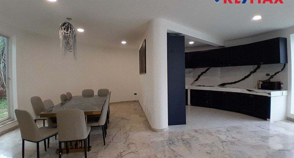 For sale 8 bedrooms house in East Pattaya, Pattaya