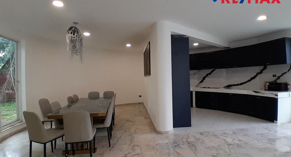 For sale 8 bedrooms house in East Pattaya, Pattaya