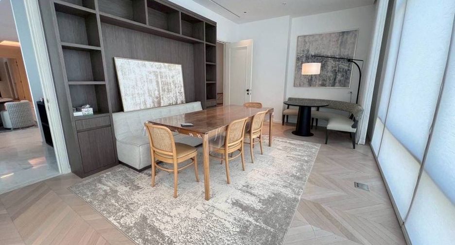 For rent 4 bedrooms condo in Bang Kho Laem, Bangkok