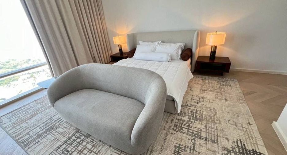 For rent 4 bedrooms condo in Bang Kho Laem, Bangkok
