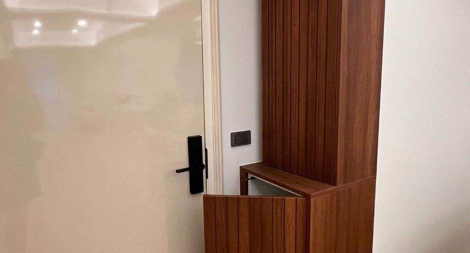 For rent and for sale 3 bedrooms apartment in Watthana, Bangkok