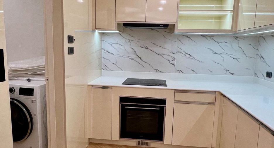 For rent and for sale 3 bedrooms apartment in Watthana, Bangkok