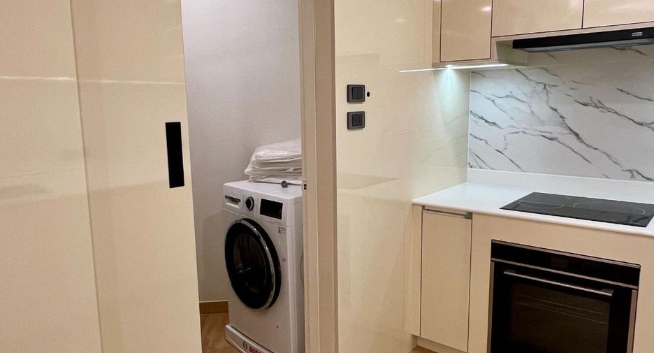 For rent and for sale 3 bedrooms apartment in Watthana, Bangkok