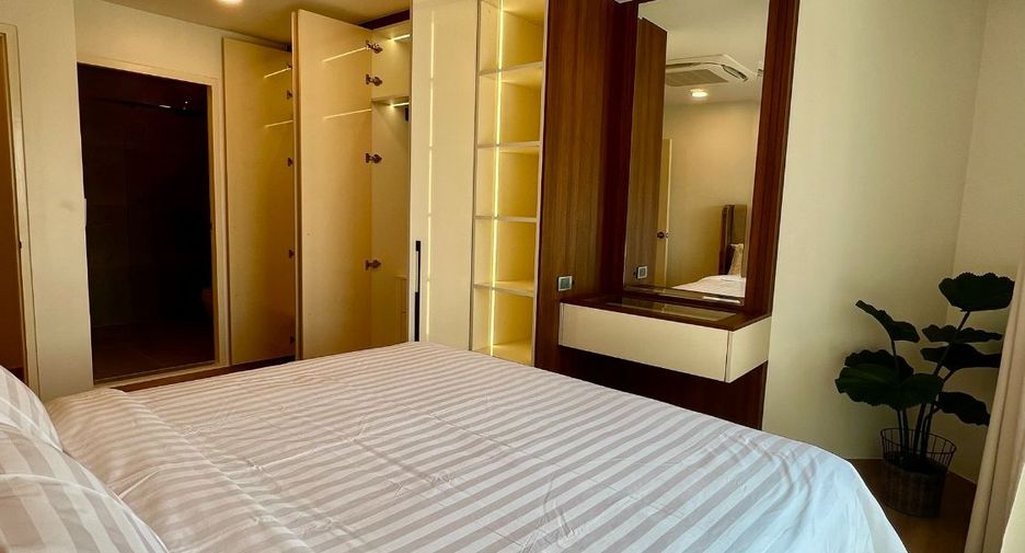 For rent and for sale 3 bedrooms apartment in Watthana, Bangkok