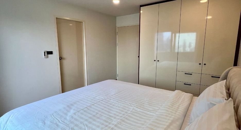 For rent and for sale 3 bedrooms apartment in Watthana, Bangkok
