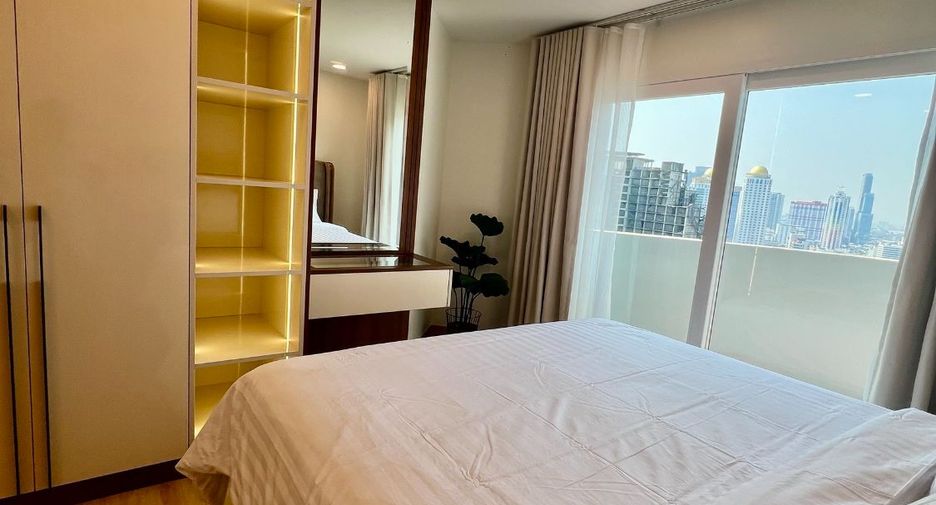 For rent and for sale 3 bedrooms apartment in Watthana, Bangkok