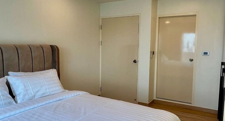 For rent and for sale 3 bedrooms apartment in Watthana, Bangkok