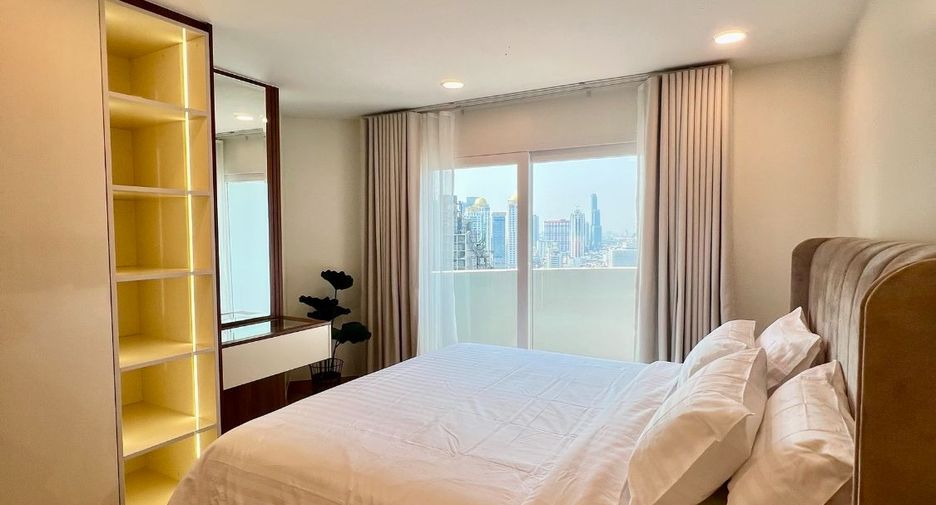For rent and for sale 3 bedrooms apartment in Watthana, Bangkok
