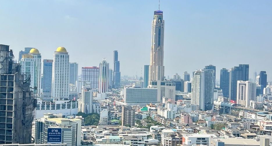 For rent and for sale 3 bedrooms apartment in Watthana, Bangkok